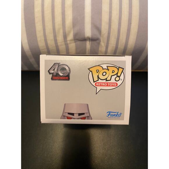 Funko Pop Retro Toys: Transformers - Megatron - Picture 5 of 6